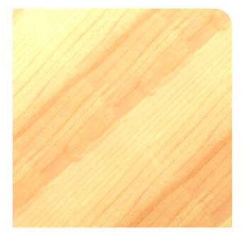 Detailaufnahme einer sauber abgerundeten Holzkante (Radius 4 mm) mit fließendem Übergang zur Fläche.